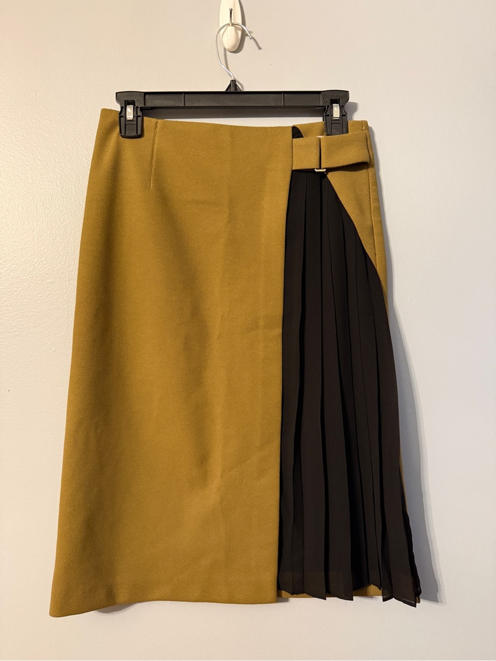 Retro Zara Side-Panel Midi Skirt in Mustard and Black
